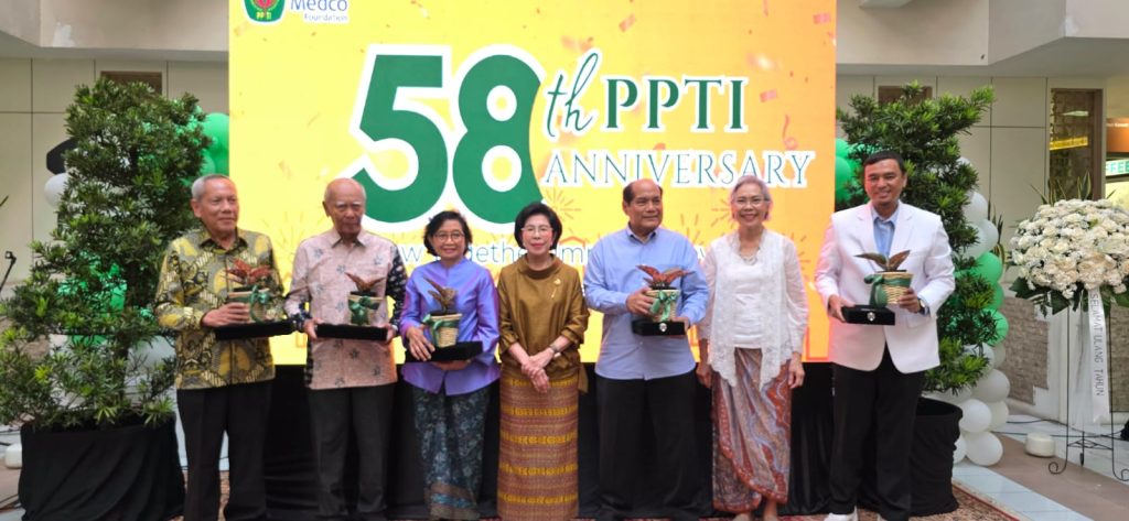 KOLABORASI UNTUK BERANTAS TUBERKULOSIS KOLABORASI UNTUK BERANTAS TUBERKULOSIS