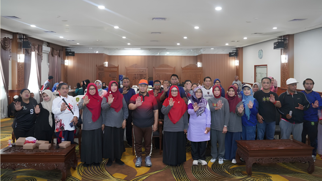 Sekretariat DPRD Kutim Bersama PPTI dan Dinkes Gelar Pemeriksaan Kesehatan dan Tes Kebugaran ASN Sekretariat DPRD Kutim Bersama PPTI dan Dinkes Gelar Pemeriksaan Kesehatan dan Tes Kebugaran ASN